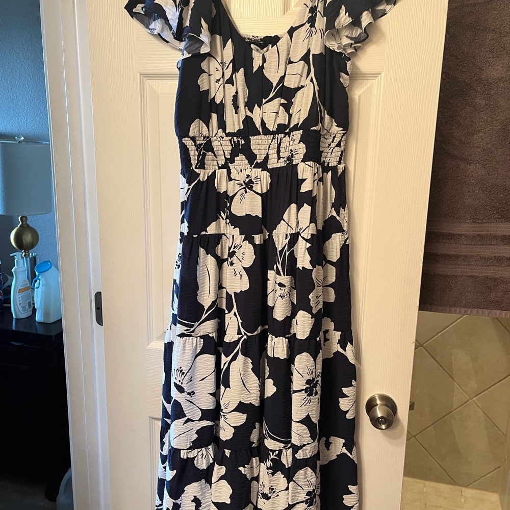 Tinsel White and Blue Pleated Maxi Dress with Flutter Sleeves